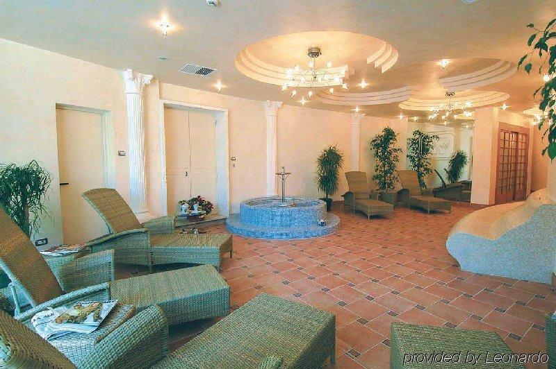 Aurelia Hotel 4*